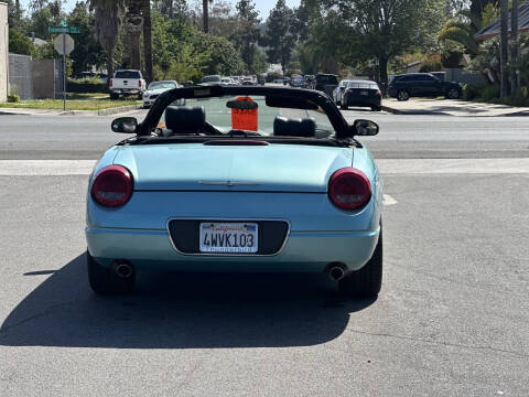 2002 Ford Thunderbird Deluxe