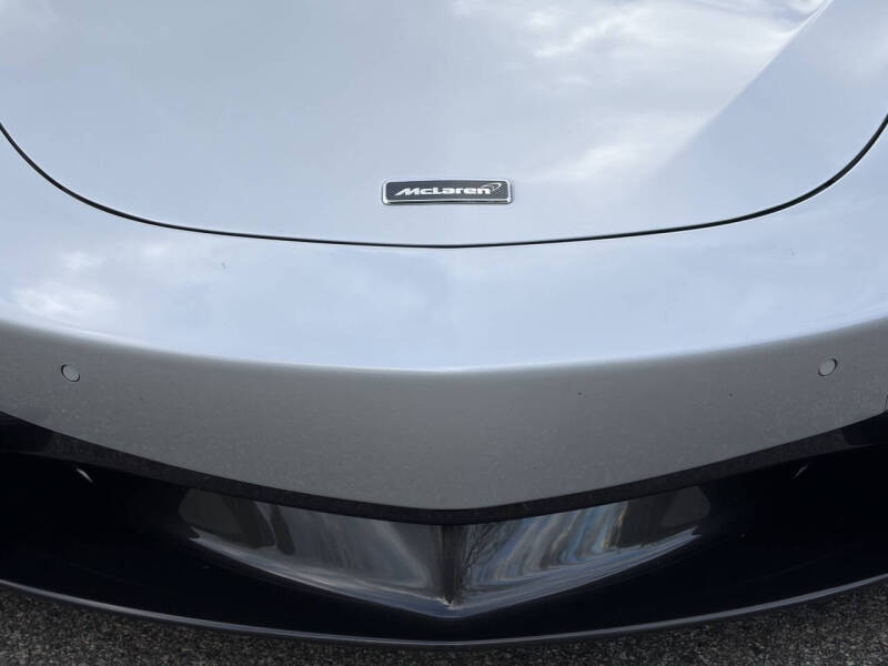 2017 McLaren 570GT