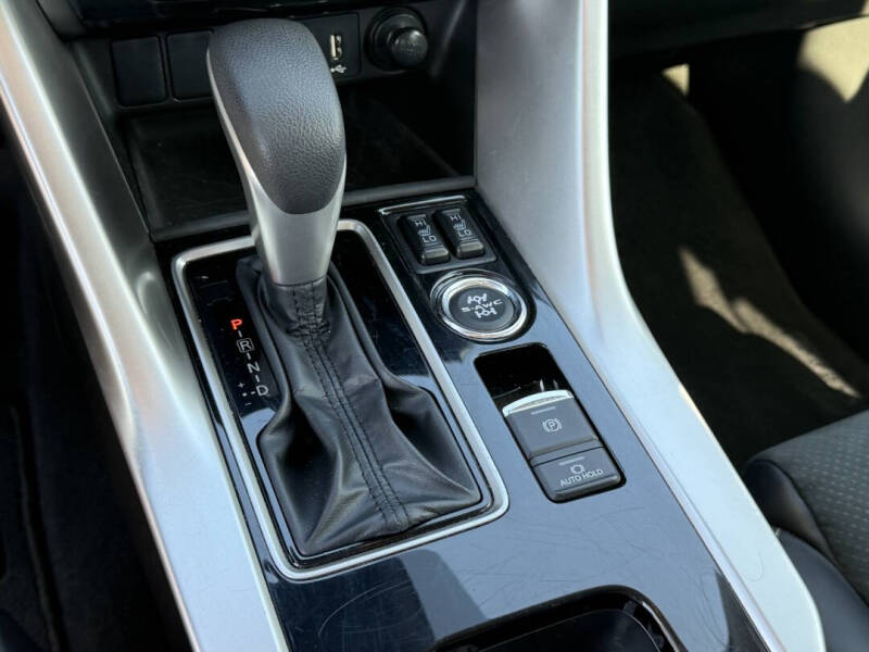 2024 Mitsubishi Eclipse Cross