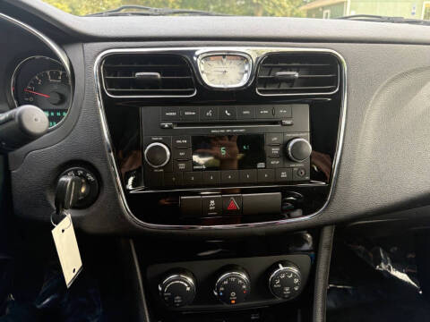 2014 Chrysler 200 Touring