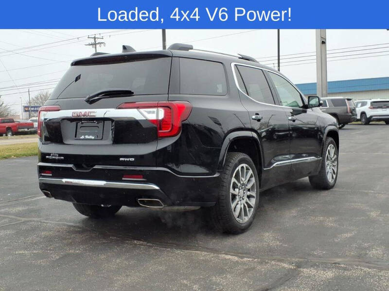2023 GMC Acadia Denali