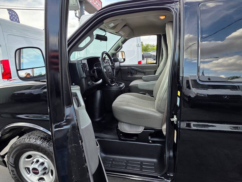 2023 GMC Savana 3500
