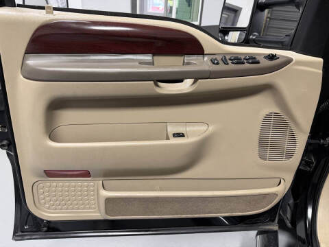 2004 Ford Excursion Limited