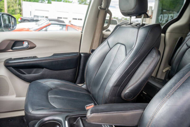 2017 Chrysler Pacifica