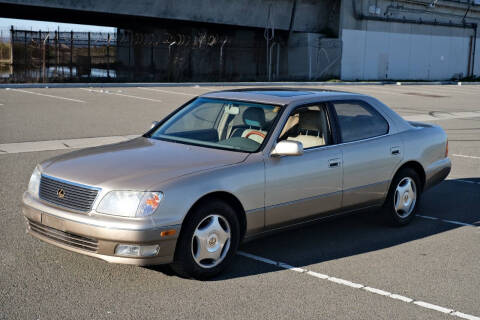 1999 Lexus LS 400