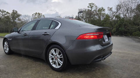 2017 Jaguar XE 25t Premium