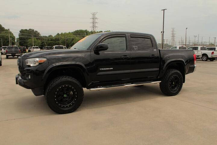 2017 Toyota Tacoma SR5 V6