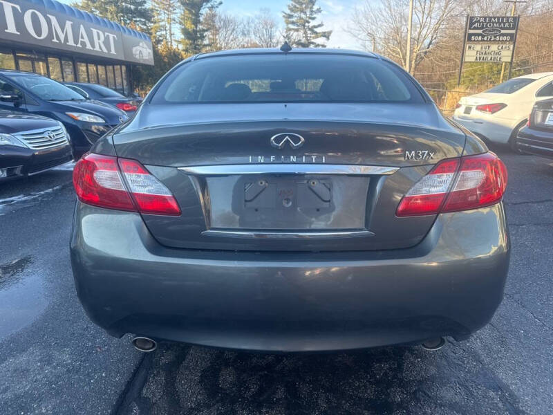 2011 Infiniti M37 x