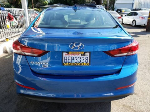 2017 Hyundai Elantra