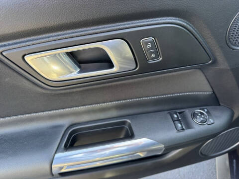 2022 Ford Mustang Mach 1