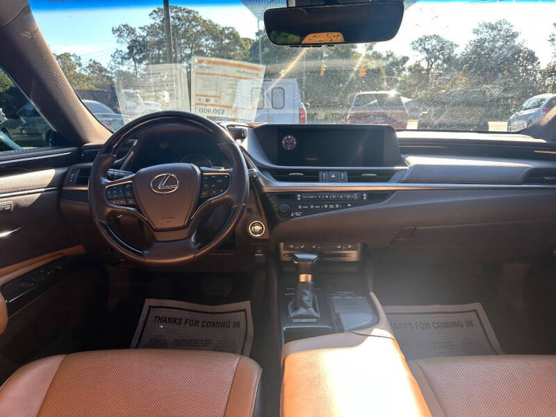 2019 Lexus ES 350 Luxury