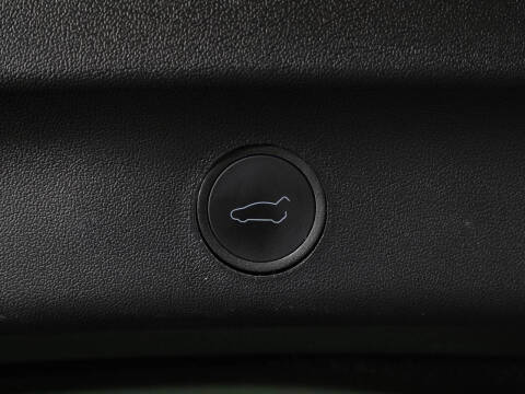 2024 Tesla Model Y Performance