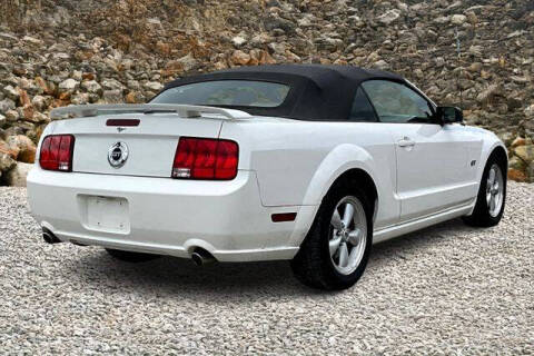 2007 Ford Mustang GT Deluxe