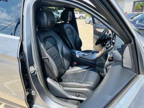 2019 Mercedes-Benz GLC GLC 300