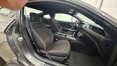 2015 Ford Mustang V6