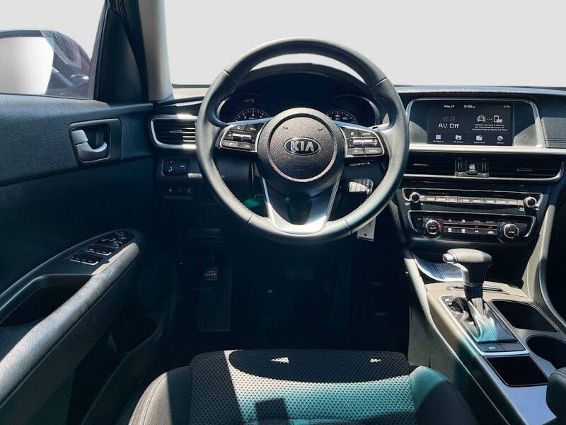 2019 Kia Optima LX