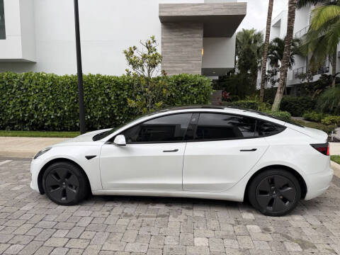 2021 Tesla Model 3 Standard Range Plus