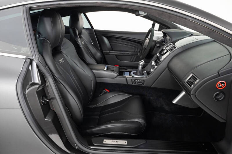 2011 Aston Martin DBS