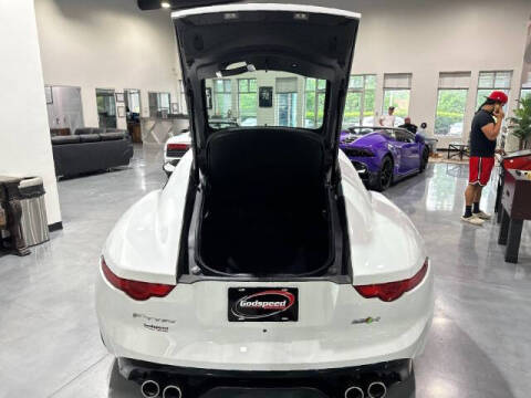 2016 Jaguar F-TYPE R