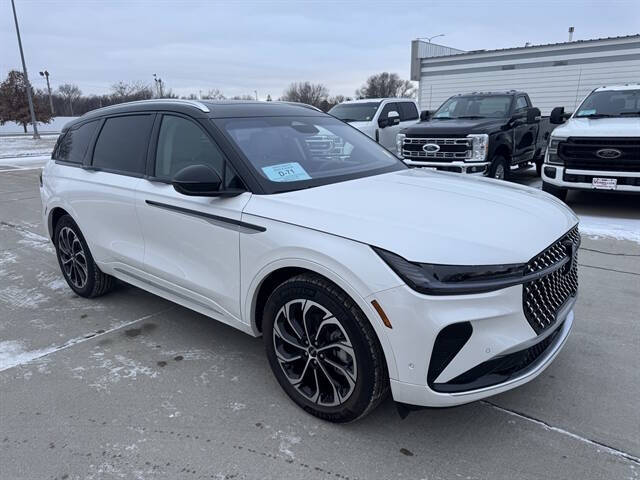 2024 Lincoln Nautilus Hybrid Reserve