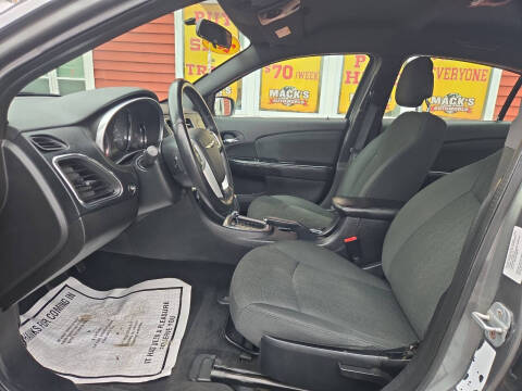 2011 Chrysler 200 Touring