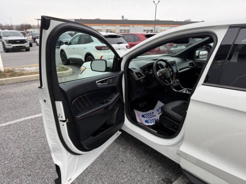 2022 Ford Edge ST-Line