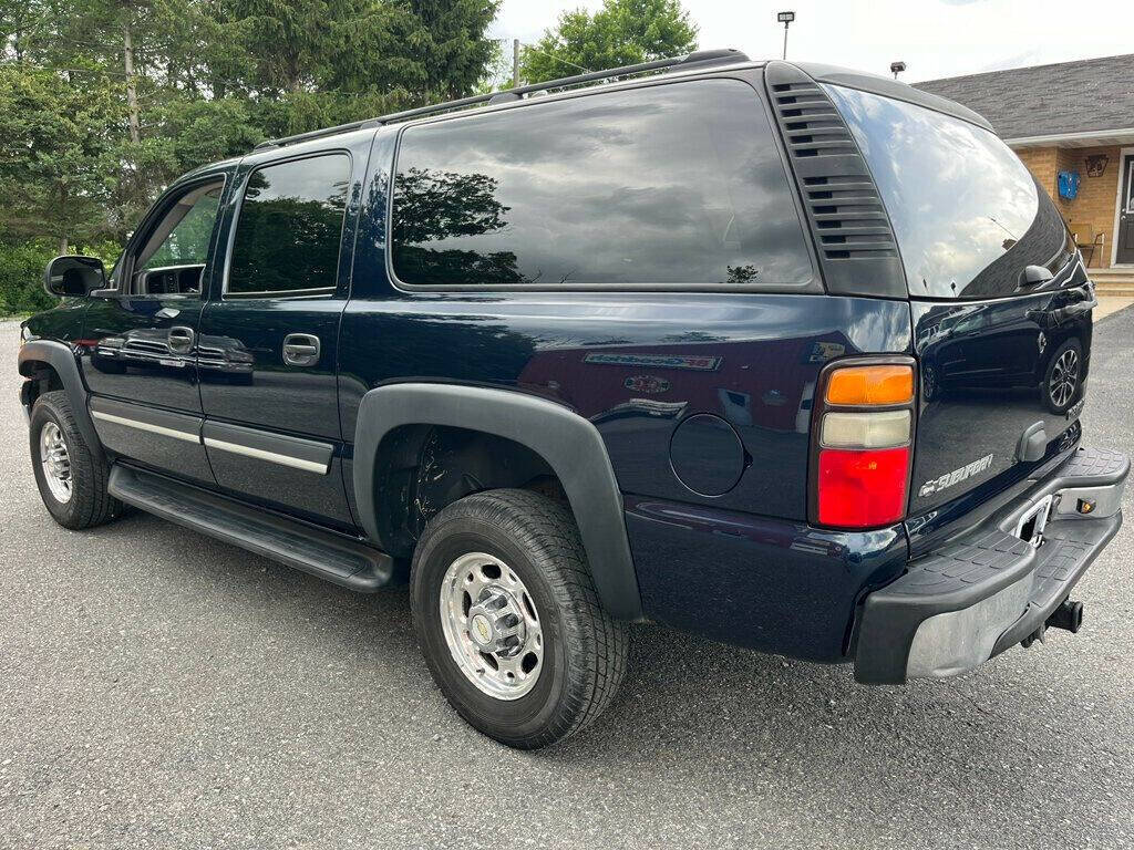 2005 Chevrolet Suburban 5