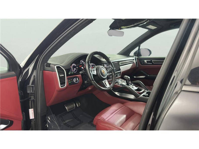 2019 Porsche Cayenne Turbo