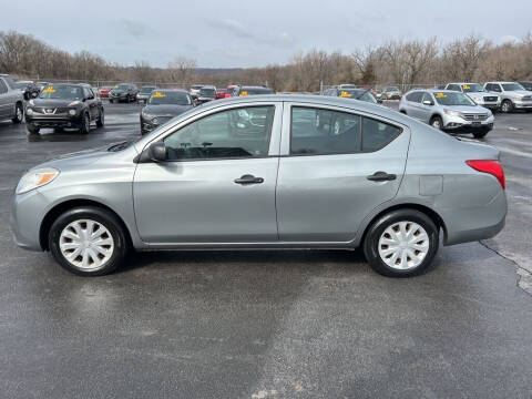 2013 Nissan Versa for sale at CARS PLUS CREDIT in Independence MO