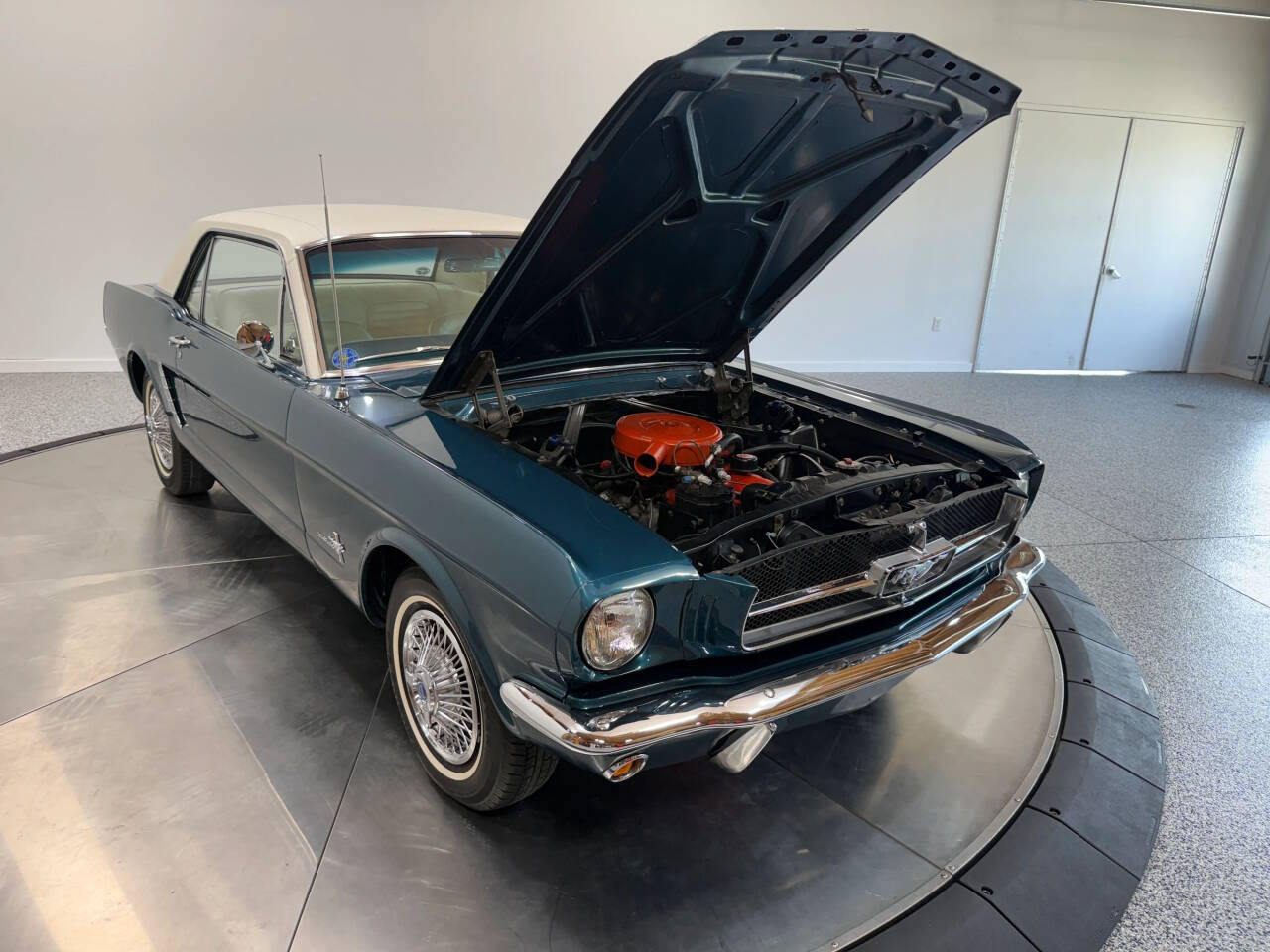 1965 Ford Mustang 92