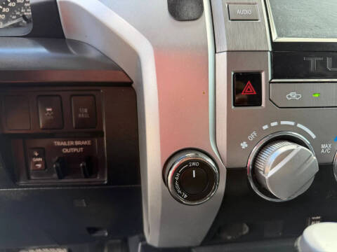 2018 Toyota Tundra SR5