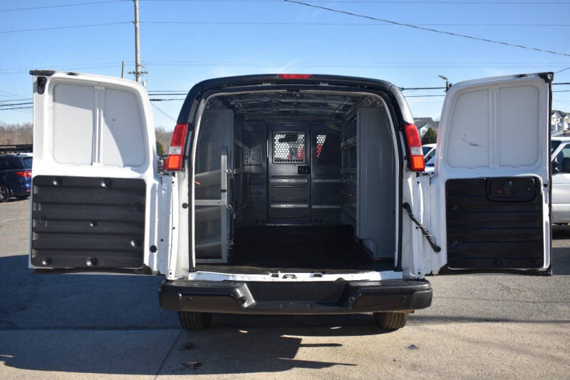 2021 Chevrolet Express 2500