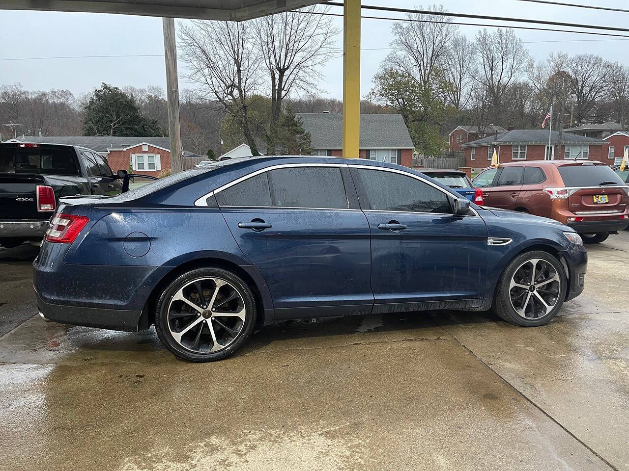 2016 Ford Taurus for sale at King Louis Auto Sales in Louisville, KY