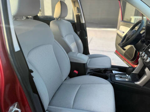 2016 Subaru Forester 2.5i