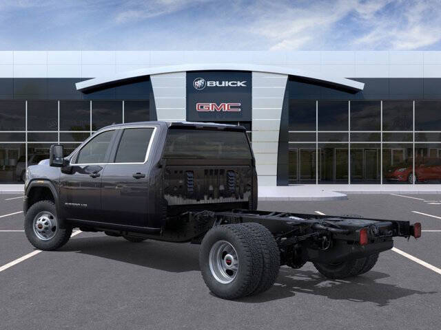 2025 GMC Sierra 3500HD CC Pro