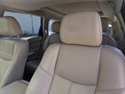 2017 Nissan Pathfinder Platinum