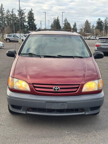 2002 Toyota Sienna LE