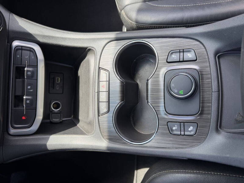 2020 GMC Acadia SLT