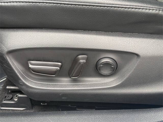 2020 Toyota Camry XSE V6