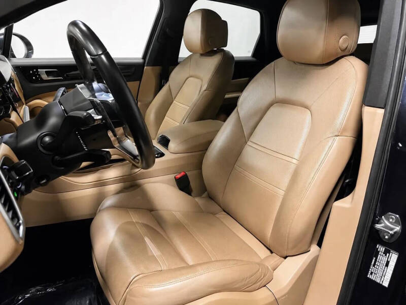 2019 Porsche Cayenne S