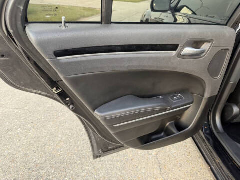 2022 Chrysler 300 S V6