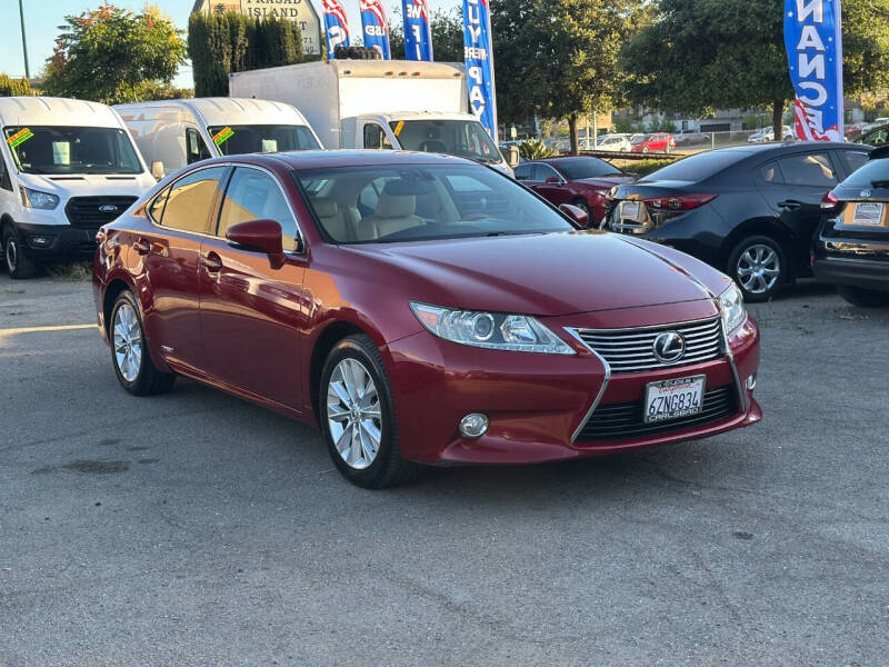 2013 Lexus ES 300h