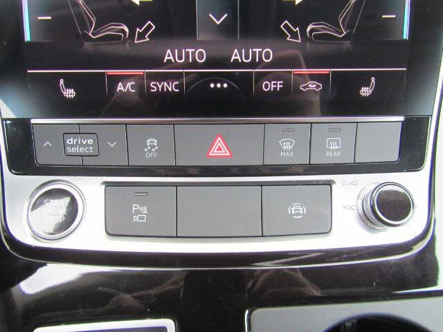 2022 Audi Q8 quattro Premium 55 TFSI