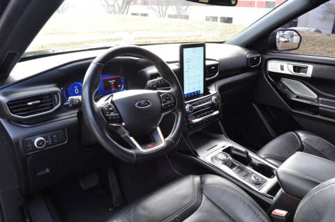 2022 Ford Explorer ST