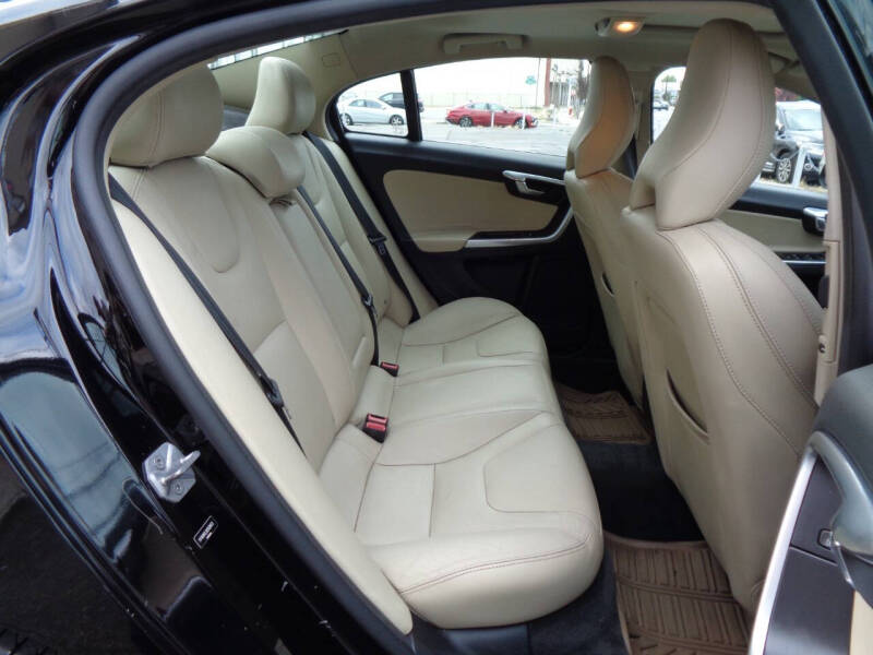 2017 Volvo S60 T5 Dynamic