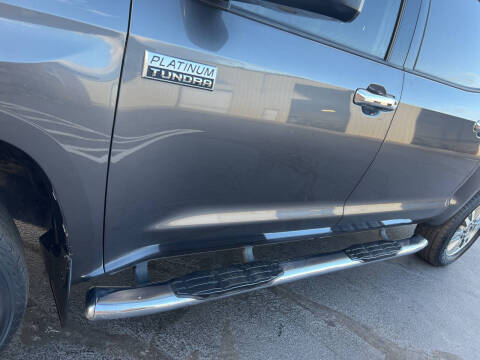 2017 Toyota Tundra Platinum