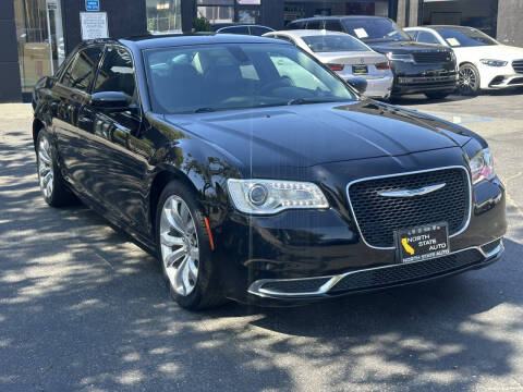 2017 Chrysler 300 Limited