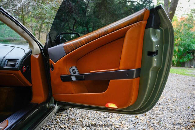 2006 Aston Martin DB9 Volante