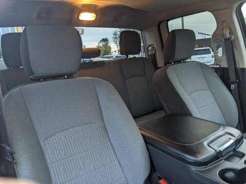 2024 RAM 1500 Classic SLT