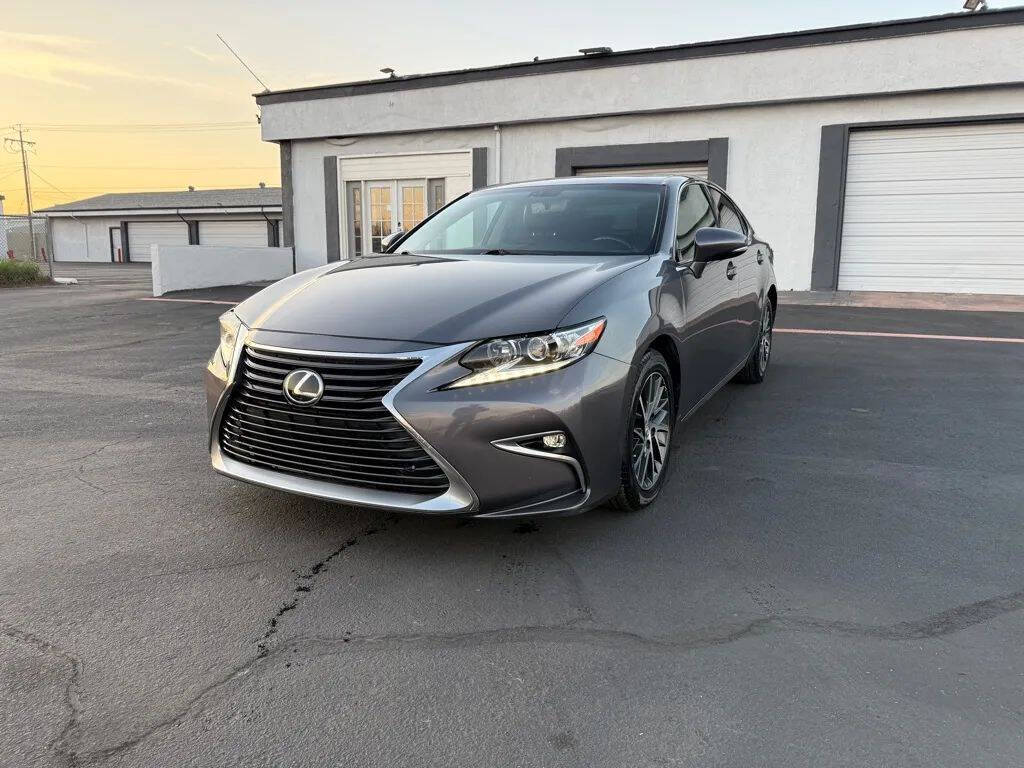 Gray 2016 Lexus ES 350 Base 4dr Sedan 1
